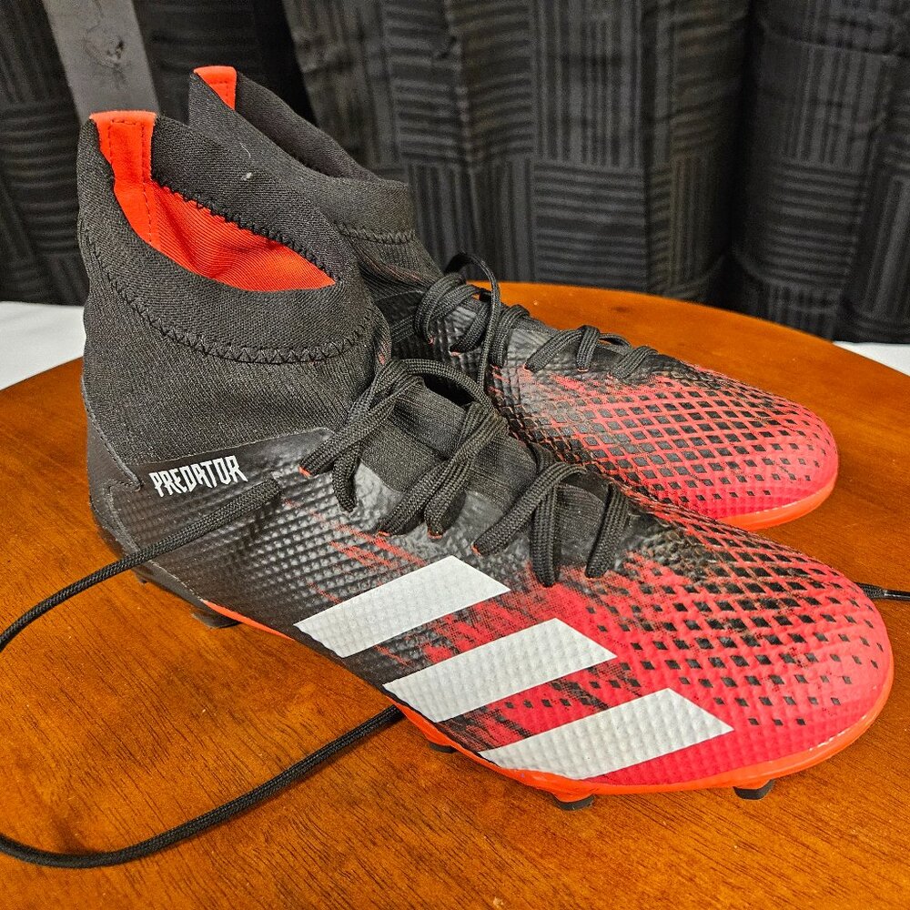 Adidas Men's Black and Red Predator Soccer Cleats - Picture 2 of 8